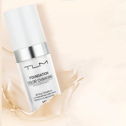 Color-Adapting Soft Matte Liquid Foundation made for all skin types