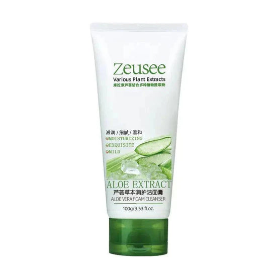 Aloe Vera Foaming Cleanser bottle packaging