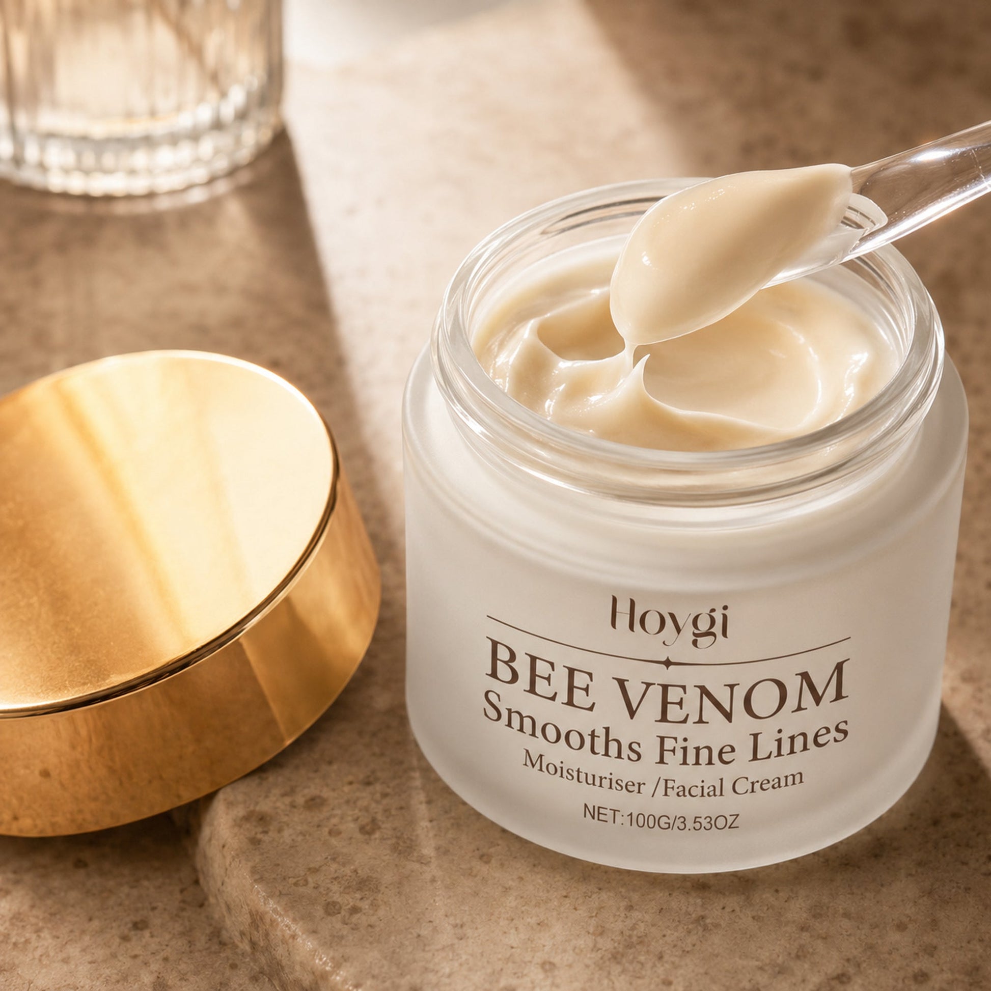 Bee Glow Anti-Wrinkle Face Cream – Firming & Rejuvenating, 100g — distinct premium macro product and texture detail