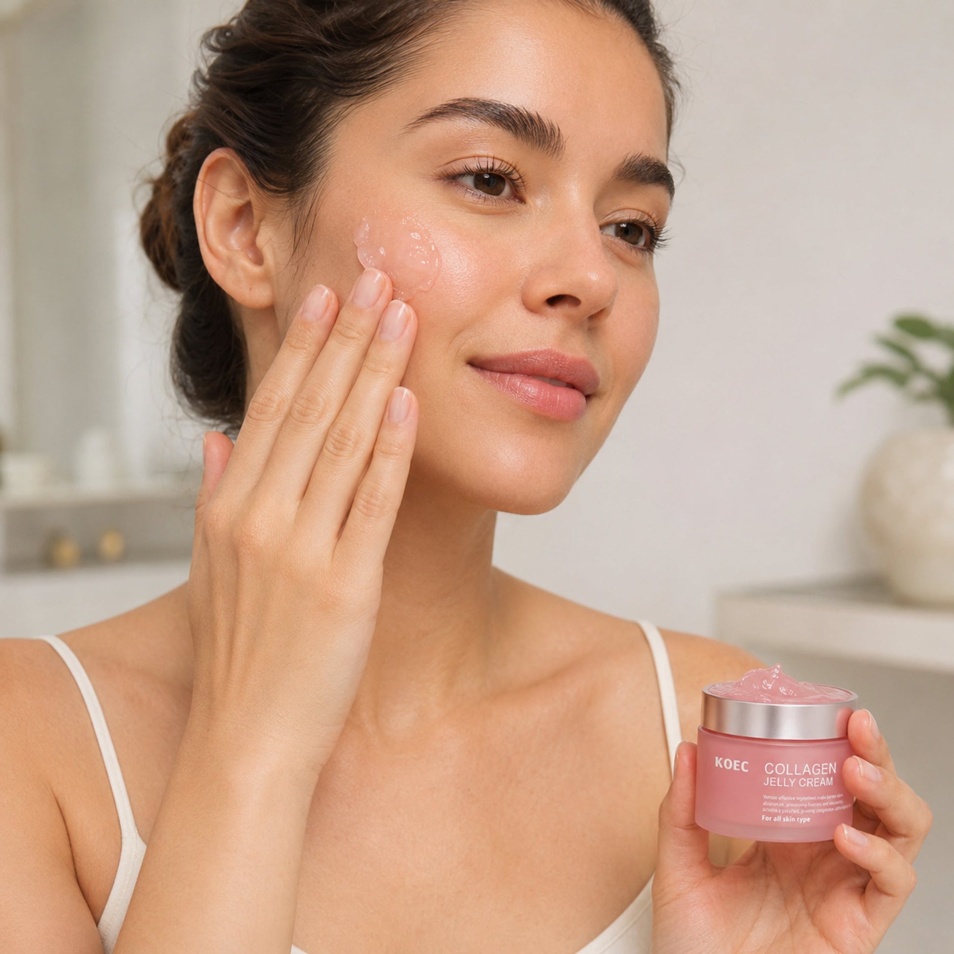 Jelly Gel Brightening & Moisturizing Face Cream, 50g — realistic lifestyle in-use scene